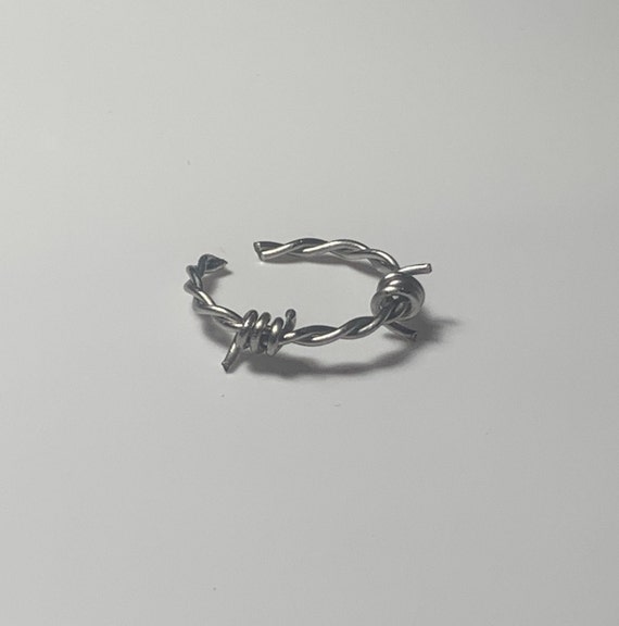 Thin barbed wire deals