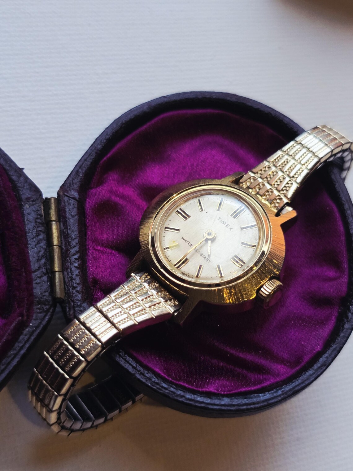 Vintage ladies gold tone 70s swiss watch Antique (not sure if working so reduced), foto 4 di 4
