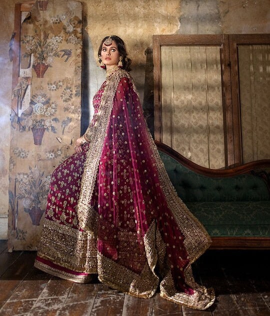 Simple dresses for barat function discount
