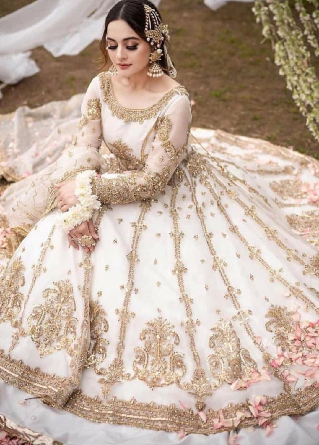 $193 - $258 - Cream Wedding Gowns, Cream Indian Wedding Gowns and Cream  Designer Outfits for Wedding Online Shopping