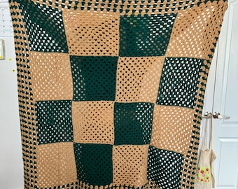 Handgemachte Oma Quadrat Häkeldecke: Vintage Nostalgie Überwurf