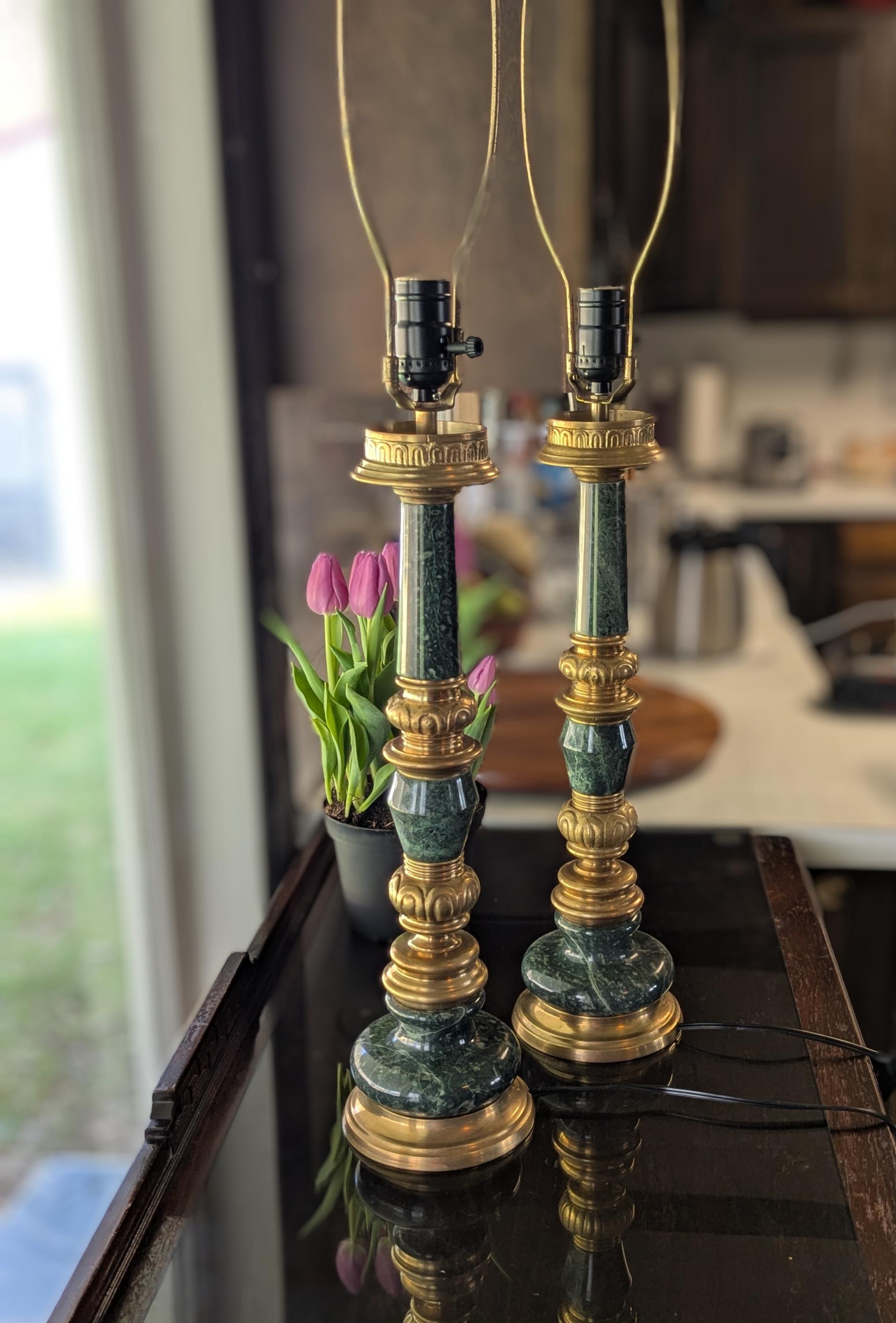Lampe De Table Vintage En Marbre Et Dorure - Style Rétro Années 70