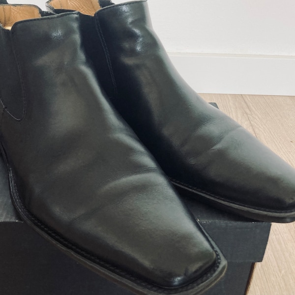 Barneys New York with Vero Cuoio Leather Boots Black 40 2/1