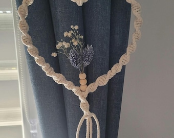 Macrame Heart | Gift Idea for Birthdays | Mother's Day | Weddings | Valentine's Day | Boho | Window Decoration | Door Decoration