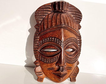 Masque Africain Sculpté à La Main - Bois, Art Tribal Du Cameroun, Décoration Murale Unique - Neuf