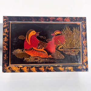 Vintage black hand painted lacquer jewelry box, 1960&#39;s lacquer box large trinket box, hand painted ducks, pond Souvenir gift for her. unique