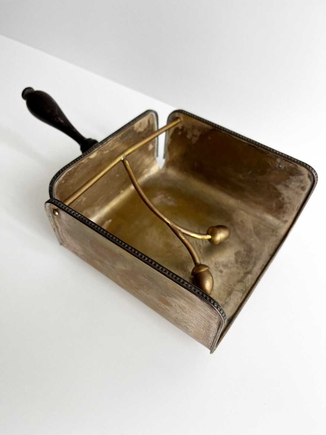 Napkin holder with Poinsettia Vintage main image 0