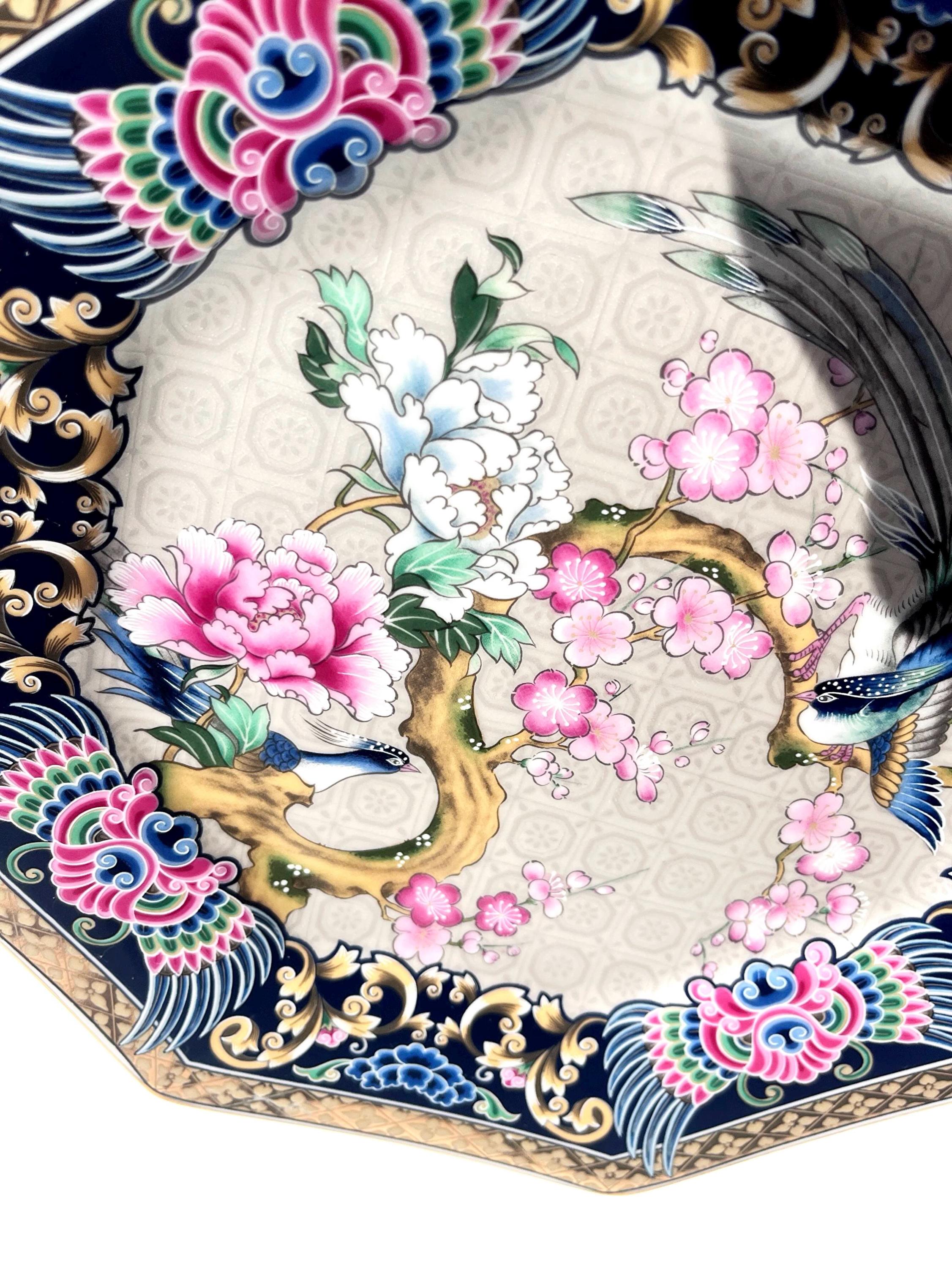 角向付 向付 5客 染付 銘 鳥 山水 風景画 宝珠 美品 Vintage Decorative Plate With Birds of Paradise and Flowers