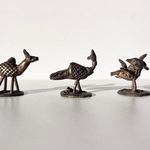Miniature Animal Figurines Made of Brass Wire, Dhokra Art Tribal Art of India Traditional Folk Art Ancient Indian Brass Wire Handicraft Gift