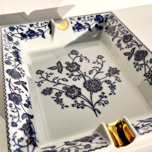 Vintage Ceramic Ashtray Ornate Blue and White Floral Pattern Porcelain Ashtray Home Decor Blue Porcelain Ashtray Vintage Gift Table Decor