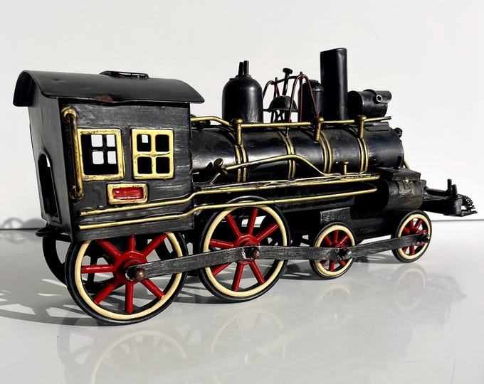 Metal Steam Locomotive, Handmade Decorative Train Model, Retro ...