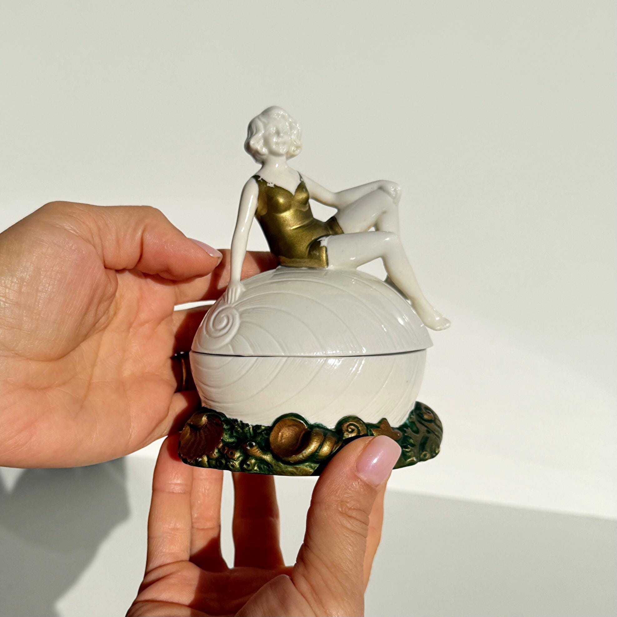 Figurine Déco Clever-deko : Baigneur Femme Assis Gris Rétro Pour Salle De Bain