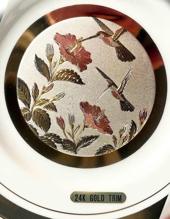 ヴィンテージ彫金の芸術 24KT 装飾皿、24Kゴールドリム、エッチング