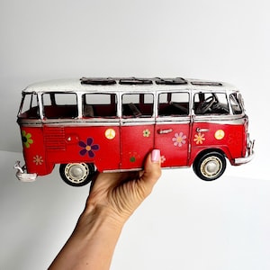 Metal Volkswagen Hippie Bus Model, 1960s Inspired VW Flower Power Van, Retro Collectible Home Decor, Vintage Style Volkswagen T1 Camper gift