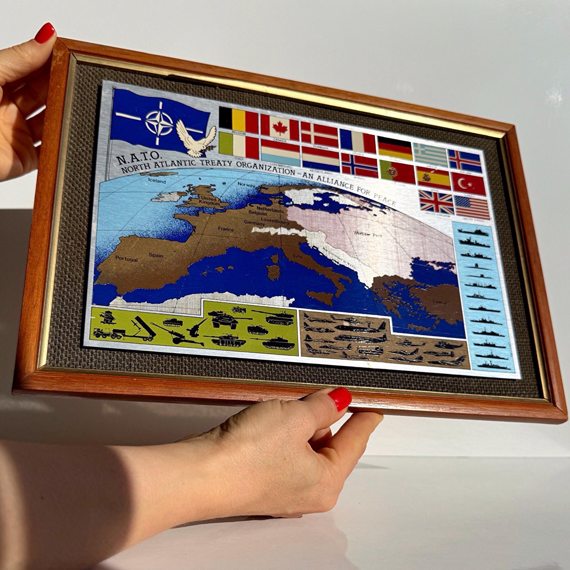 1980年ヨーロッパの地図、観光案内ガイド 80s map of europe - Etsy 日本