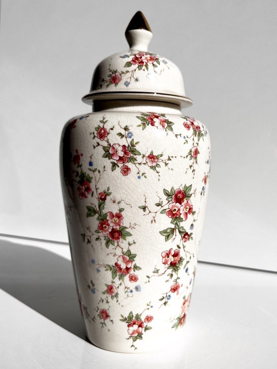 Vintage Porzellan Vase mit Deckel. Florales Dekor