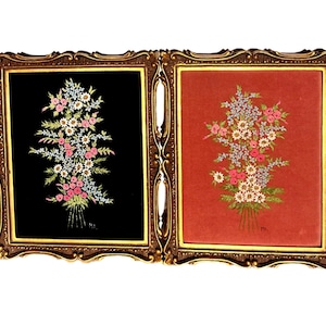 Paar Vintage Samt Gemälde Blumen Acryl auf Samt, Samtmalerei. Französische Ölgemälde auf Samt im Goldrahmen Handgemalt. Geschenk