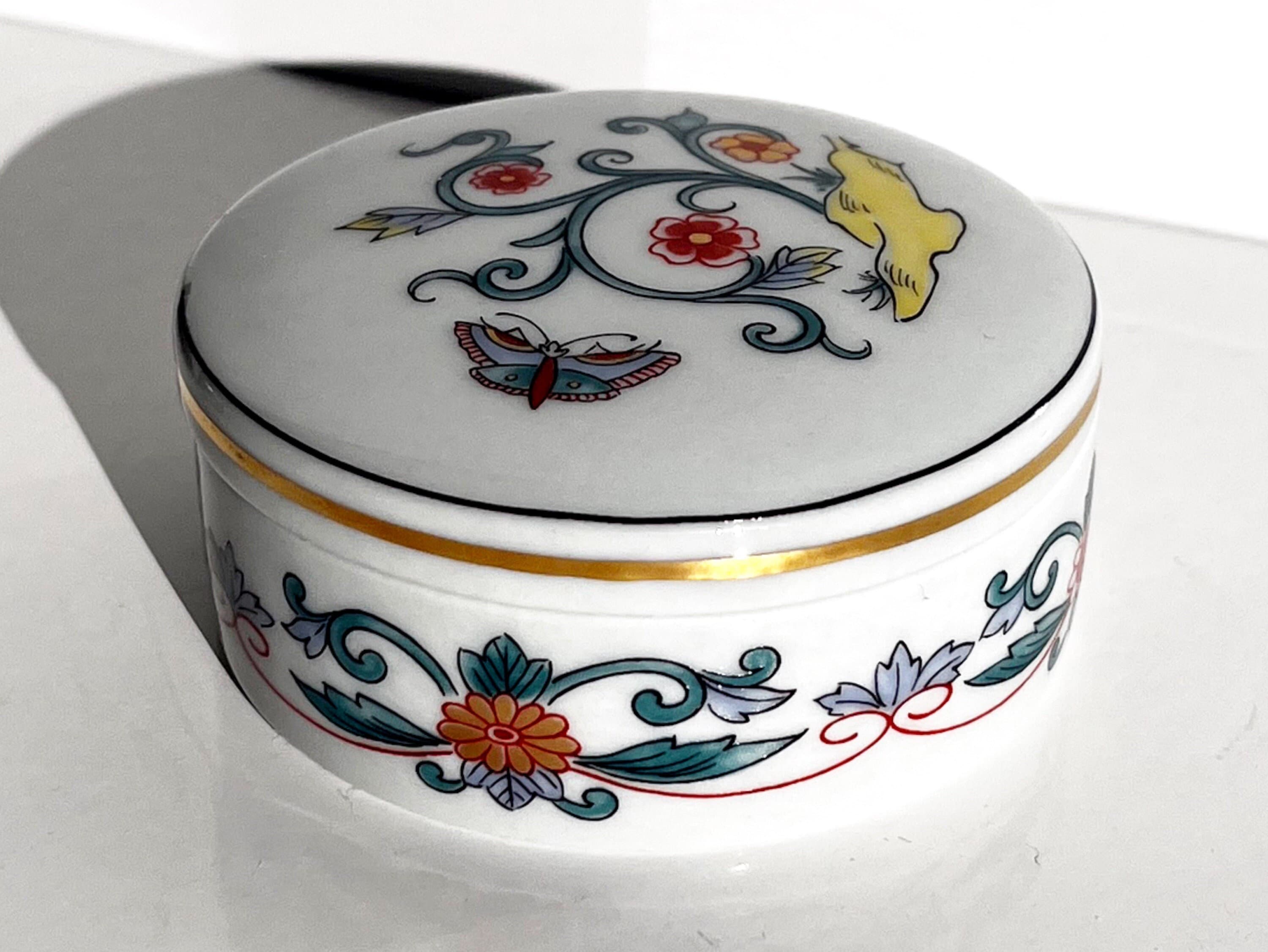 Mcmgcmi マンガーニ 　イタリア製　置物　陶器　ジュエリーボックス Mcmgcmi マンガーニ イタリア製 置物 陶器 ジュエリーボックス