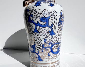 景徳鎮磁器の花瓶、コバルト色の龍と花の巻物、1970年代の中国輸出用