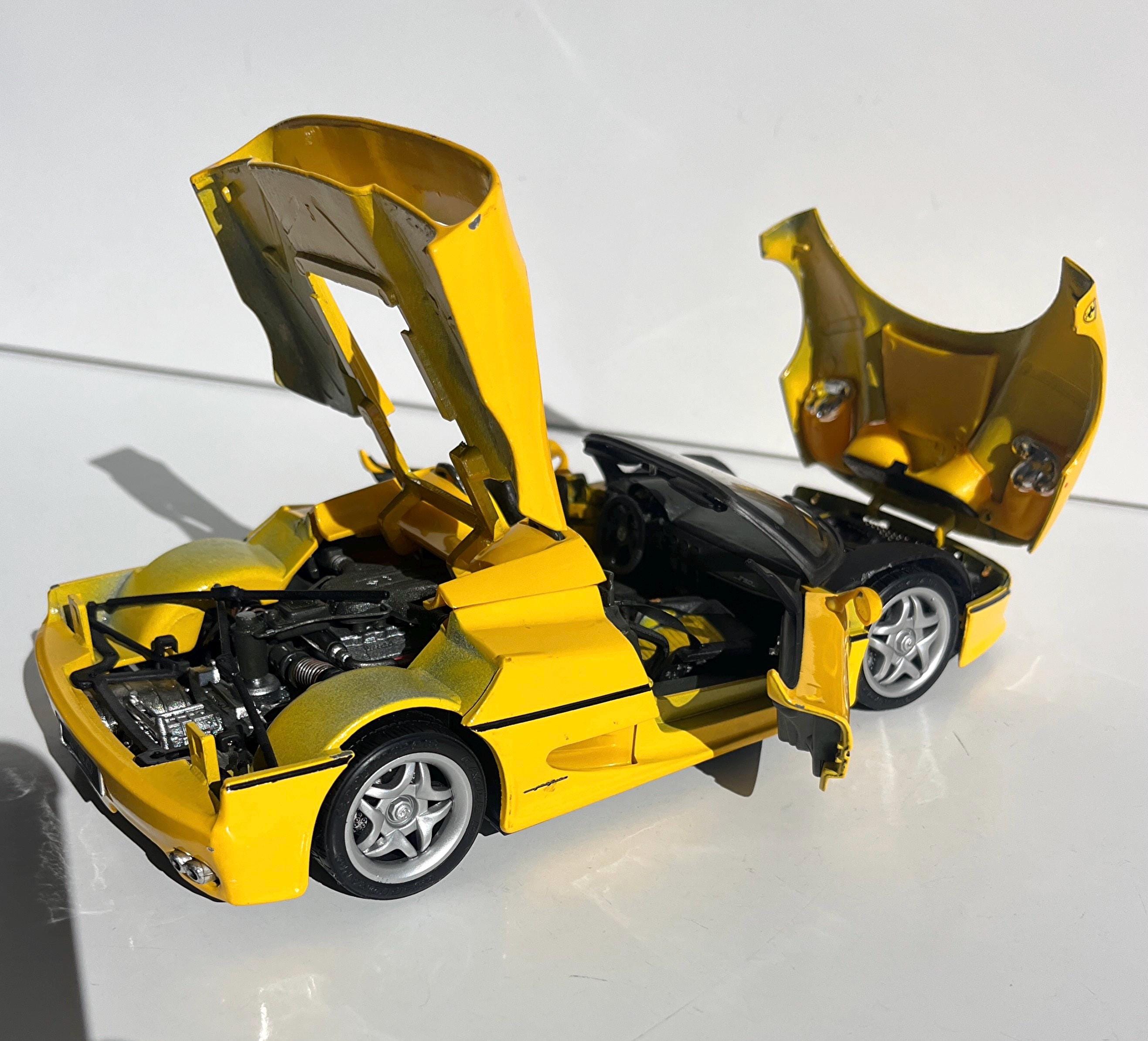 フェラーリF50ダイキャストモデルカー、マイスト1 18スケール
