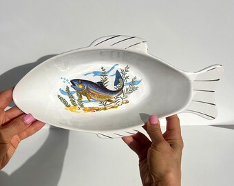上質な陶器製の魚の形をしたサービングボウル、ポルトガルのルーカルテ