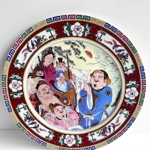 Vintage Wandporzellan chinesischer Wandteller ""Sieben Götter"", asiatisches Dekor, orientalischer Teller." Famille Rose. Teller 7 Götter. Andenken - Geschenk für Sie, Unikat