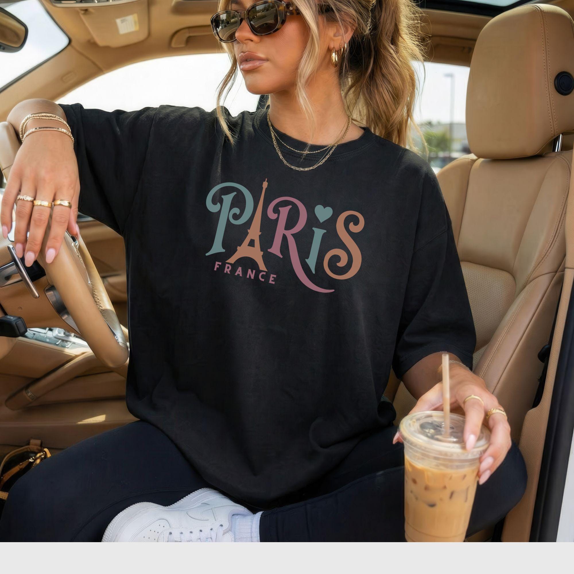 Comfort Colors Paris Eiffel Tower T-shirt French Paris Trip Shirt Trendy Paris Trip Tshirt Gift Old Money Aesthetic Girls Trendy Travel Tee