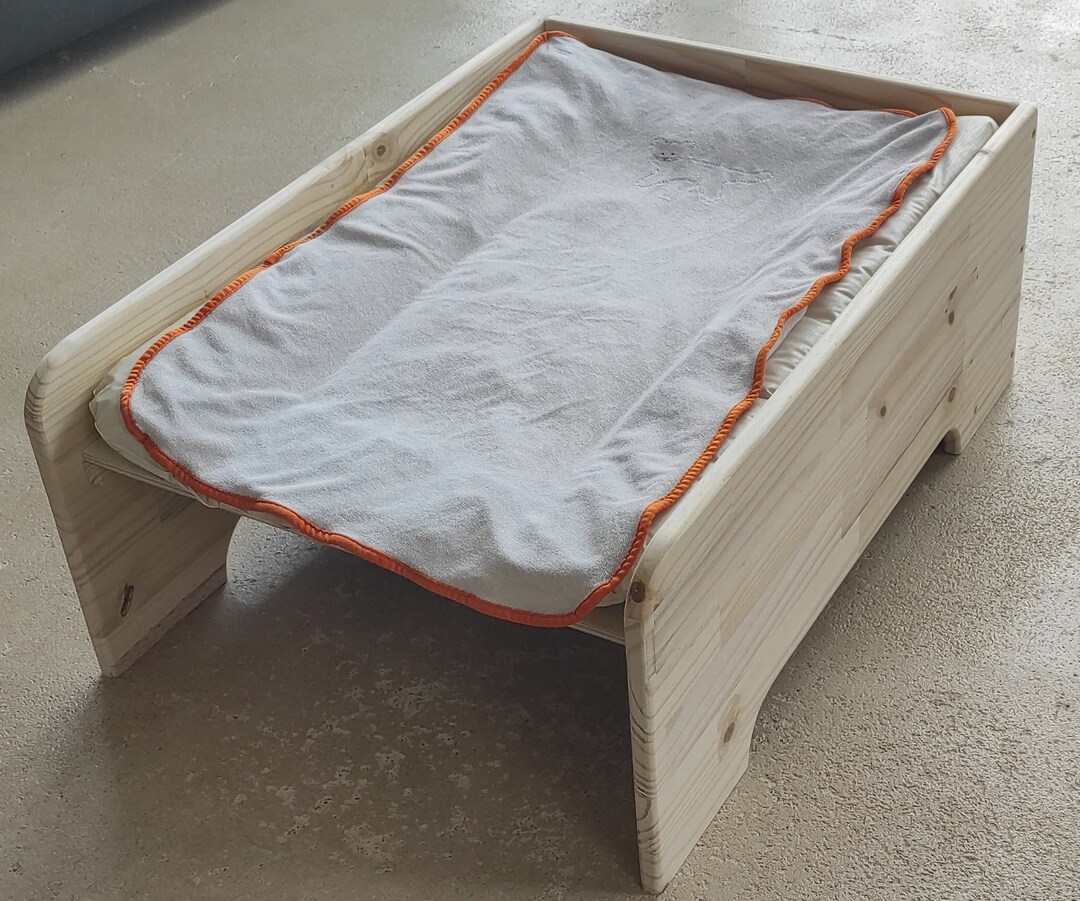 Montessori Floor Changing Table, Birth Gift, Baby Gift, Baby Changing