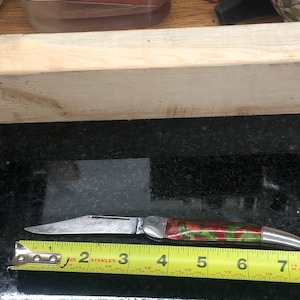 Vintage traditional pocket knife very unique collectible piece