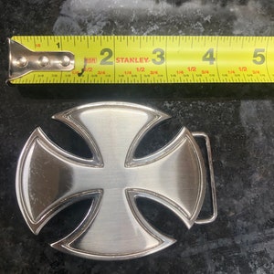 Templar cross belt buckle