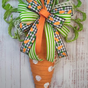 Carrot Door Hanger, Garden Decor, Spring Wreath, Farmhouse Wreath, Easter Carrot Decoration, Easter Carrot Wreath, Easter Porch Decoration
