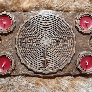 Tea lights holder - Chartres labyrinth (aged oak wood)