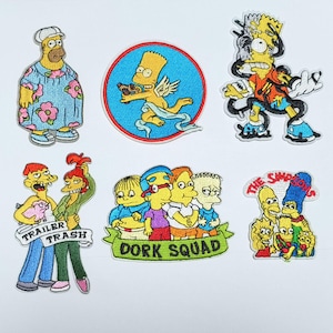 May include: Set of 10 embroidered iron-on patches featuring characters from The Simpsons. The patches are colourful and feature various characters, including Homer, Marge, Bart, Lisa, and Maggie. The patches are perfect for adding a touch of fun to clothing, bags, or other accessories.