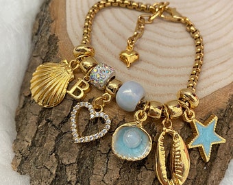Bracelet à breloques initiales en or personnalisé, bracelet à breloques personnalisé pour femme, bijoux à breloques, cadeau personnalisé pour elle
