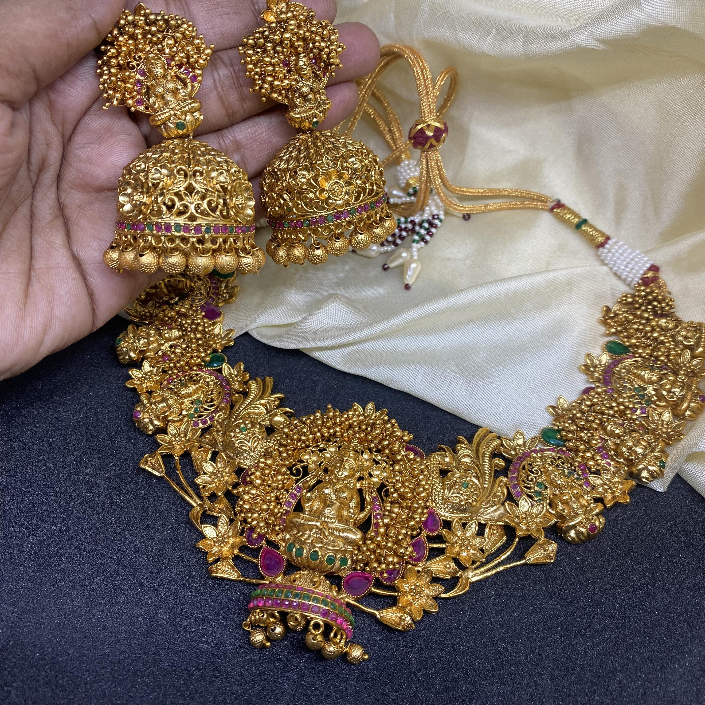 Necklace set antique online