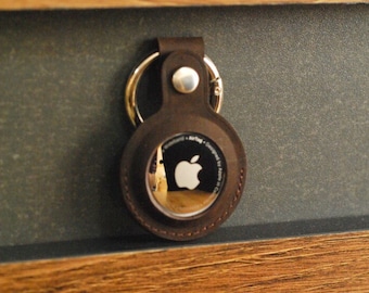 Leather AirTag Keychain Case, Personalized AirTag Holder,Engraved Name,Leather Apple AirTag Case,Handmade Bag Charm,Custom Bulk Company Gift