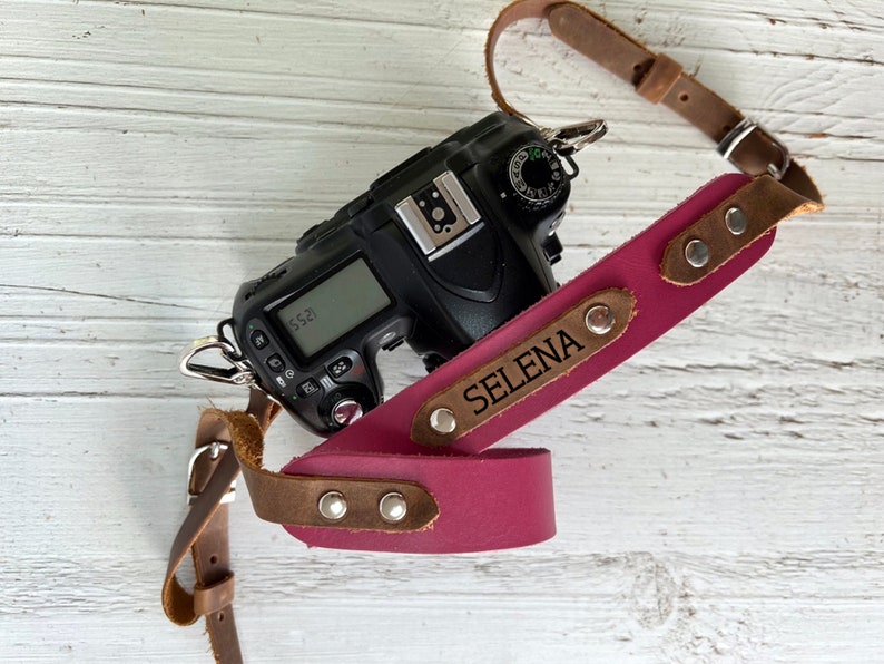 Genuine Leather Camera Strap, Custom Photographer Gift, Personalized Father's Day Gift,DSLR Camera Strap, Canon Strap,Engraved Leather Strap Pink