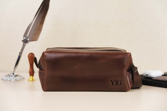 Personalized Leather Dopp Kit, Handmade Toiletry Bag, Gift for Men