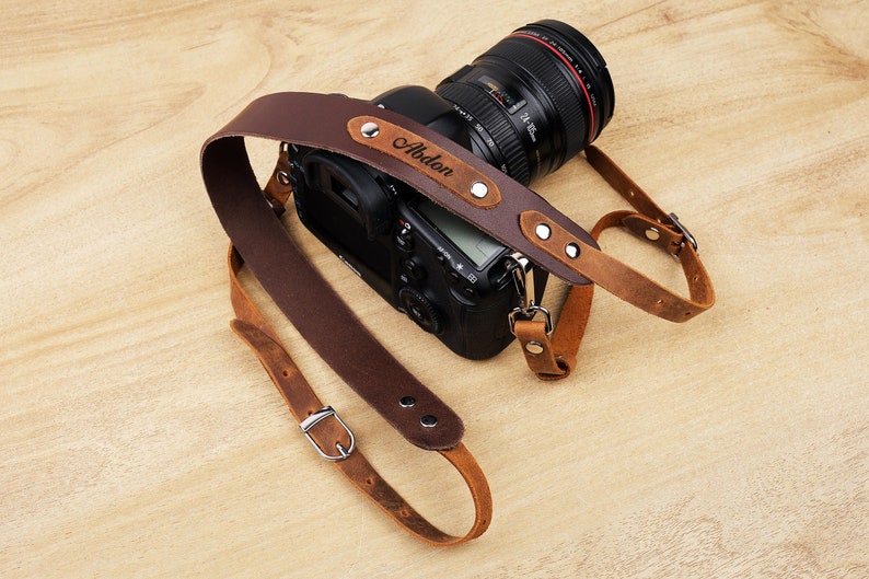 Genuine Leather Camera Strap, Custom Photographer Gift, Personalized Father's Day Gift,DSLR Camera Strap, Canon Strap,Engraved Leather Strap Chestnut