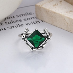 S925 sterling silver vintage personalised green zirconia special niche design bamboo semi-circular design open ring