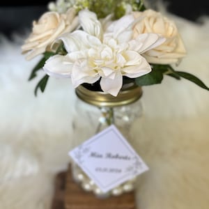 Wedding centerpiece for tables, Centerpieces with lights and pearls for elegant wedding, wedding decor for tables, Ivory wedding centerpiece