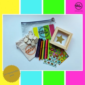 Caja de recompensas DIY: decora tu propia caja de recompensas y fichas de madera con este kit de manualidades y accesorios todo en uno.