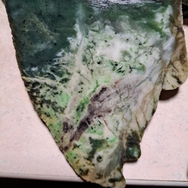 Washington green Nephrite Jade with Chrome diopside slab/specimen/ocean picture stone.