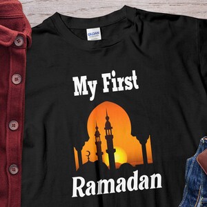Ramadan Mubarak T-Shirt, Ramadan Kareem, Happy Ramadan Gift T-shirt for Him or Her, Islamic Shirt