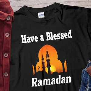 Ramadan Mubarak T-Shirt, Ramadan Kareem, Happy Ramadan Gift T-shirt for Him or Her, Islamic Shirt