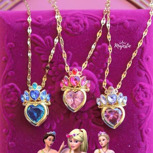 Barbie heart necklace movie hotsell