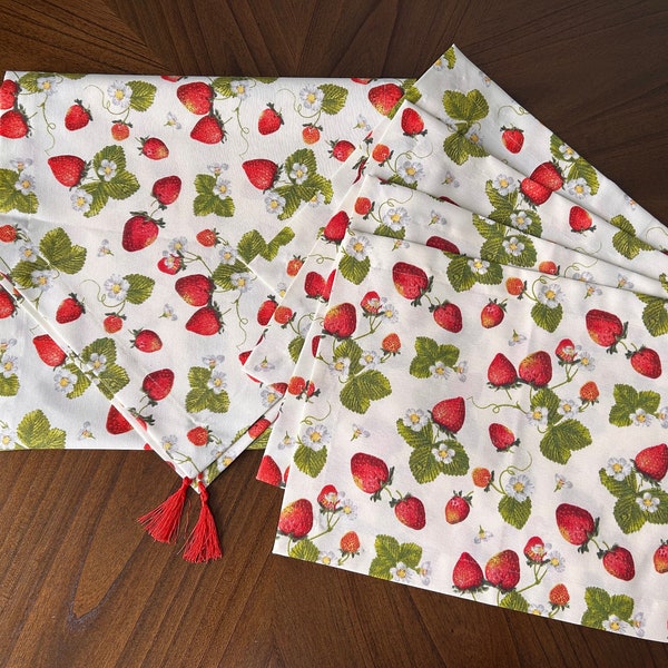 Table Runner with Placemats, Home Decor, Handmade, Strawberry Design, Strawberry Table Runner, Placemats