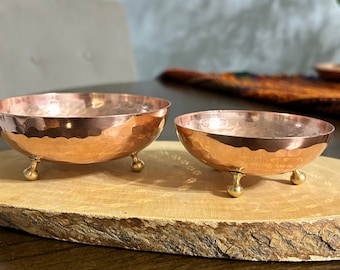 Hammered Copper Bowl with legs, Utility Bowl, Sugar Bowl, Handmade in the "Land of Copper", 7th Anniversary Gift, Christmas Gift