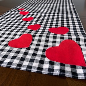 Table Runner with Heart patches, Placemats, Checkered Table Runner and Placemats, Handmade, Table Runner Heart Design,Home and Kitchen Decor