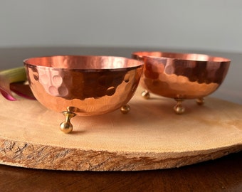 Hammered Copper Bowl with legs, Utility Bowl, Sugar Bowl, Handmade in the "Land of Copper", 7th Anniversary Gift, Wedding Gift
